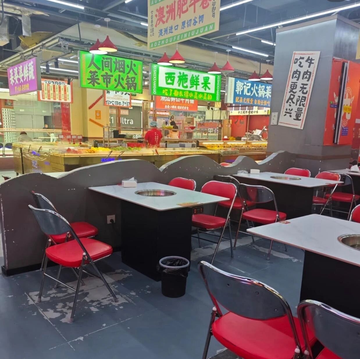 兼职撑起半边天，餐饮连锁不养“闲人”